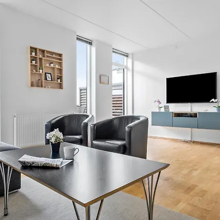 아파트 3 Bedroom Stunning In Romo *
